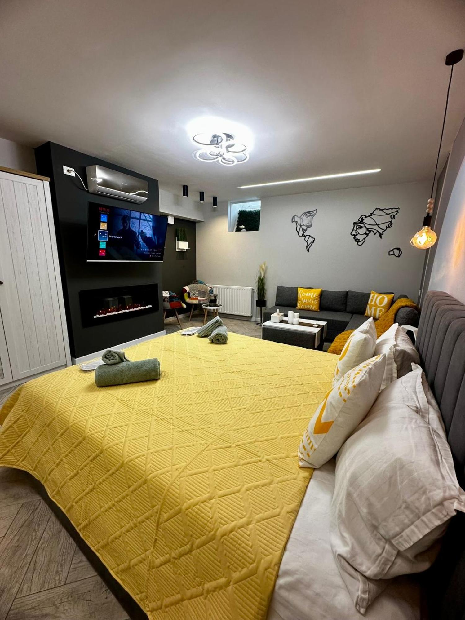Stay Inn Central Brasov Apartments Exteriör bild